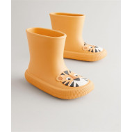 RUBBER BOOTS