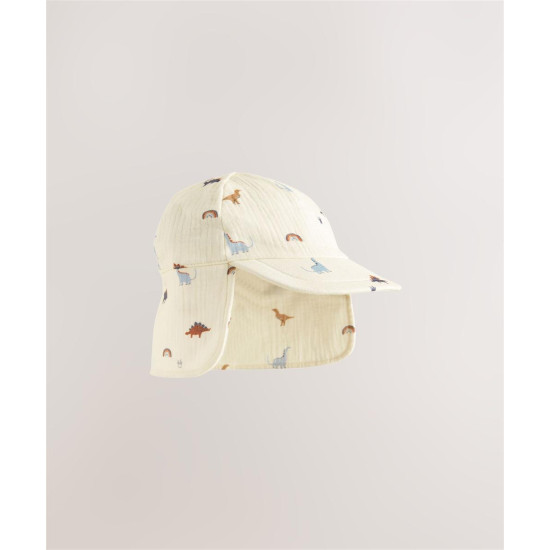 HAT HAT