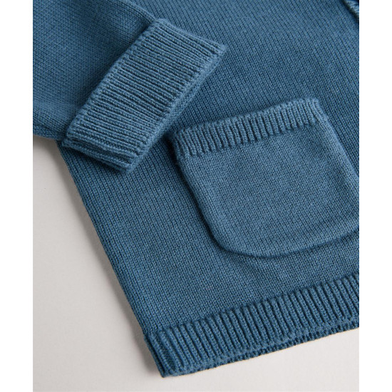 VESTS
